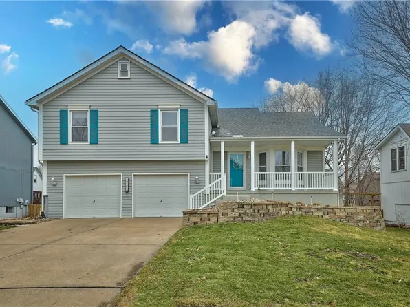 10704 N Harrison St, Kansas City, MO 64155