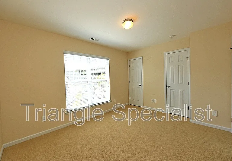 9811 Cicero Dr — Photo 15