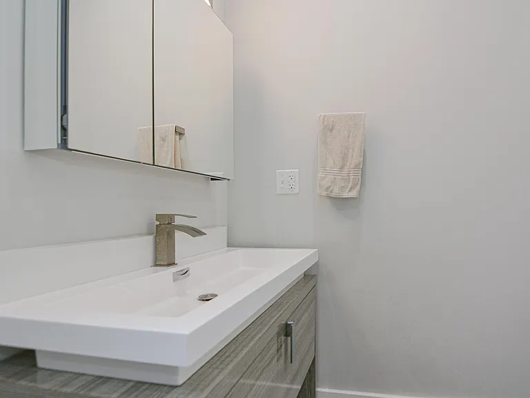 10 Grant St #1 — Photo 50