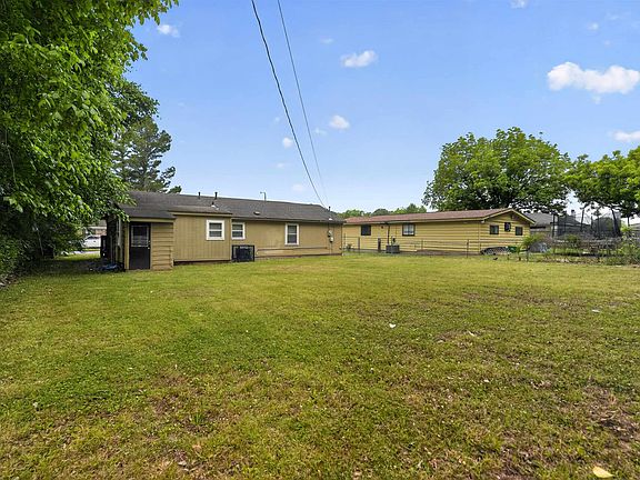 2nd image of 3608 Cane Ridge Dr
