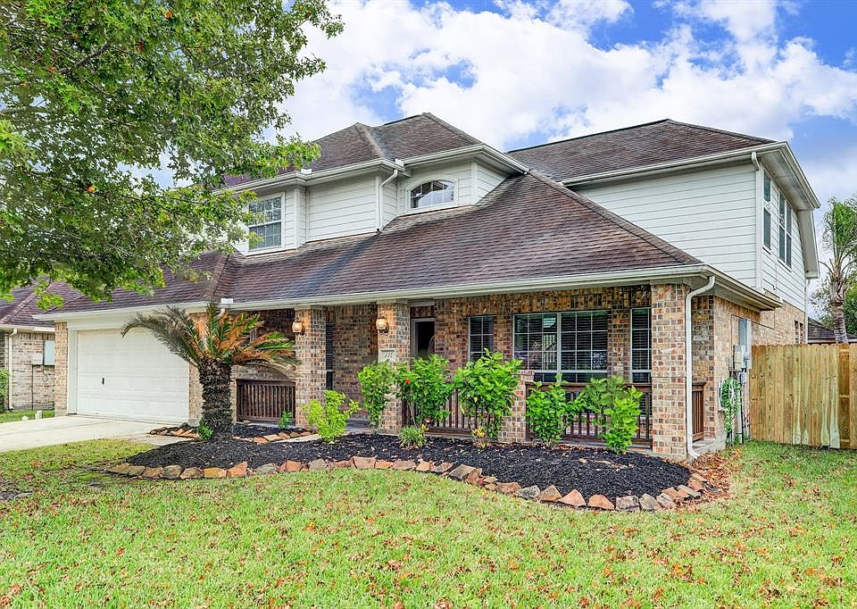 1st image of 134 Magnolia Estates Dr
