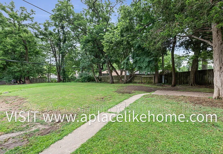 3609 W 47th St — Photo 16
