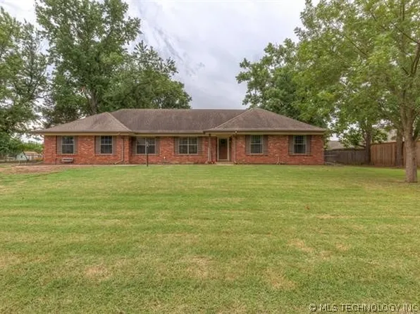 9478 E 137th St, Bixby, OK 74008