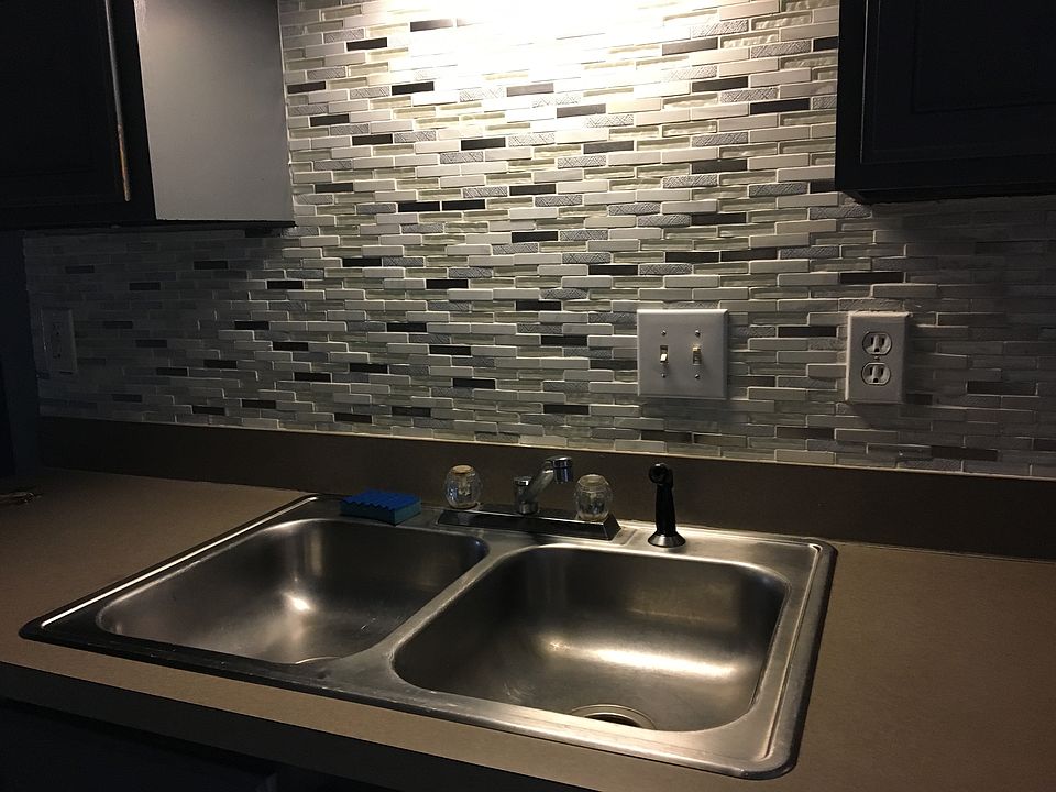 1st image of 8129 Twin Oaks Trl