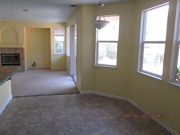 2nd image of 211 Barnhart Cir