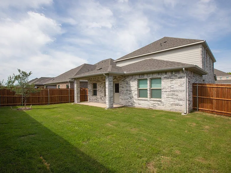 1604 Mineral Point Pl — Photo 35