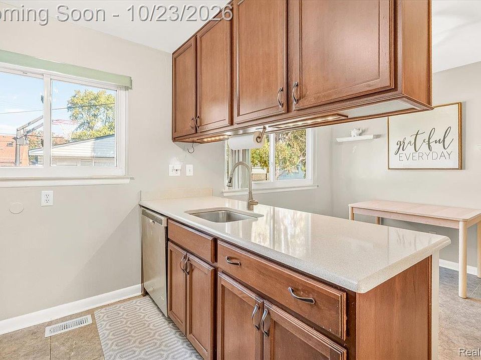 31112 W Chicago St, photo 7
