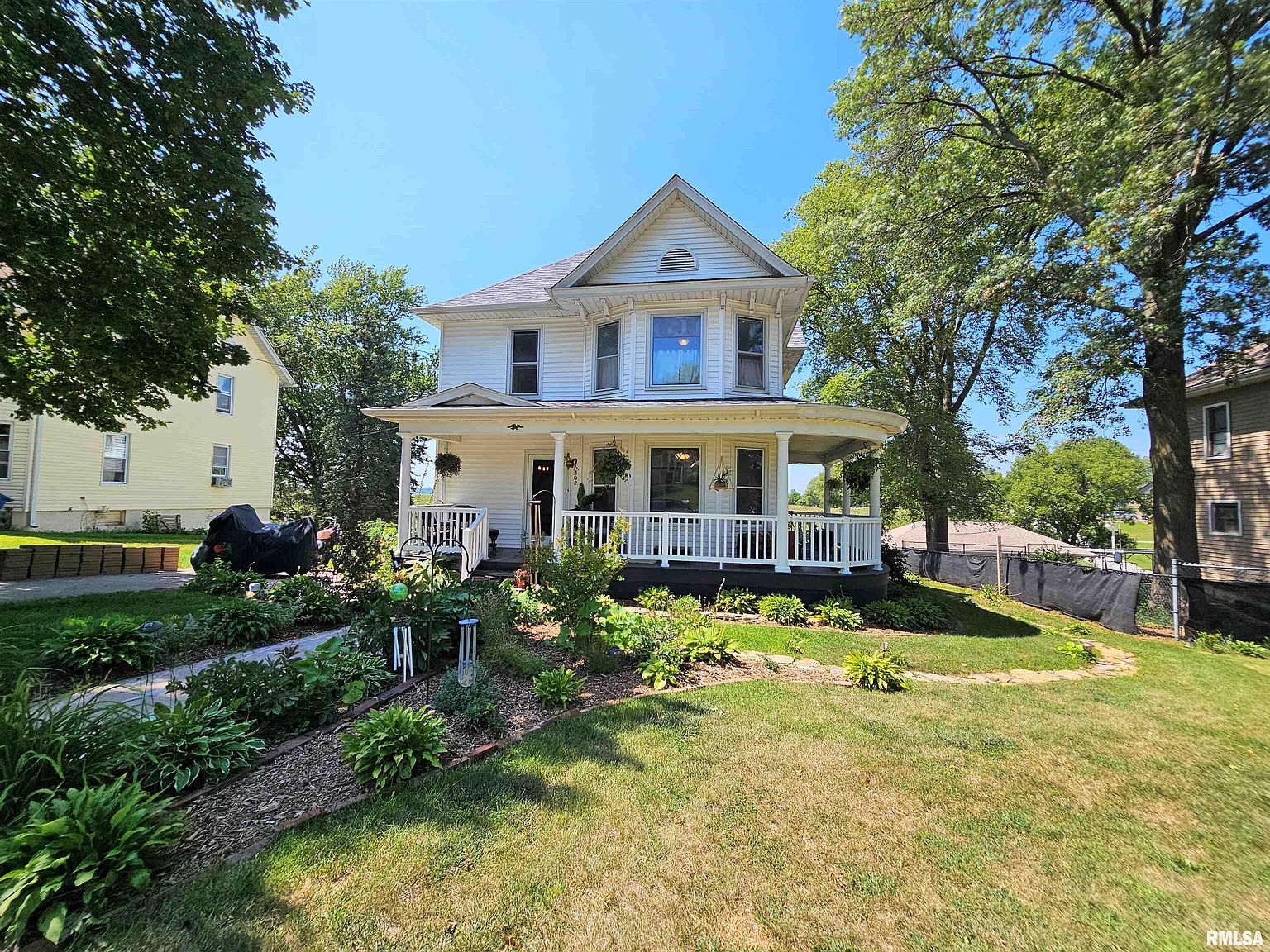 302 Walcott St, Dixon, IA 52745 Zillow