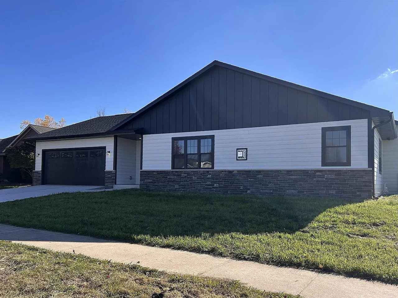 4000 Boulder Drive photo 1