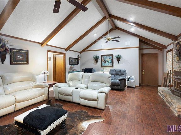 2nd image of 16832 Teneiya Ave