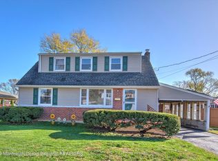 7 Runyon Ave, Freehold, NJ 07728