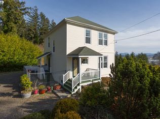 1704 7th St, Astoria, OR 97103