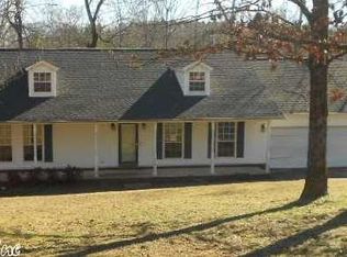 2405 River Ridge Rd, Benton, AR 72019