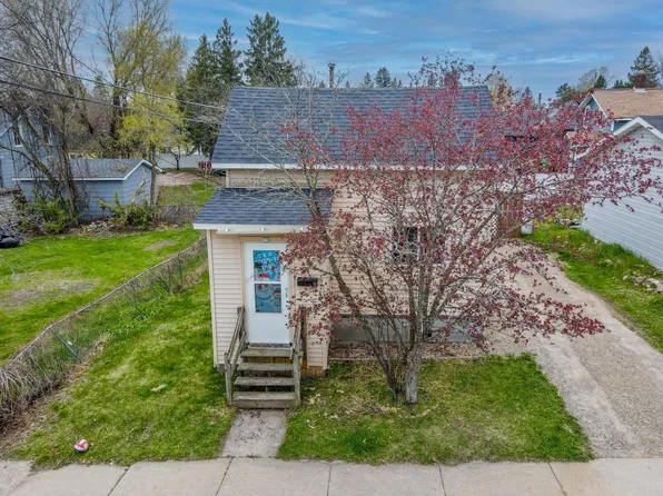 15 W Montrose St, Rhinelander, WI 54501