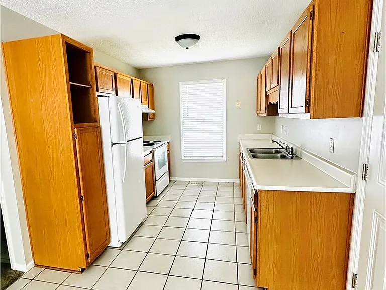 6338 Rhemish Dr — Photo 3