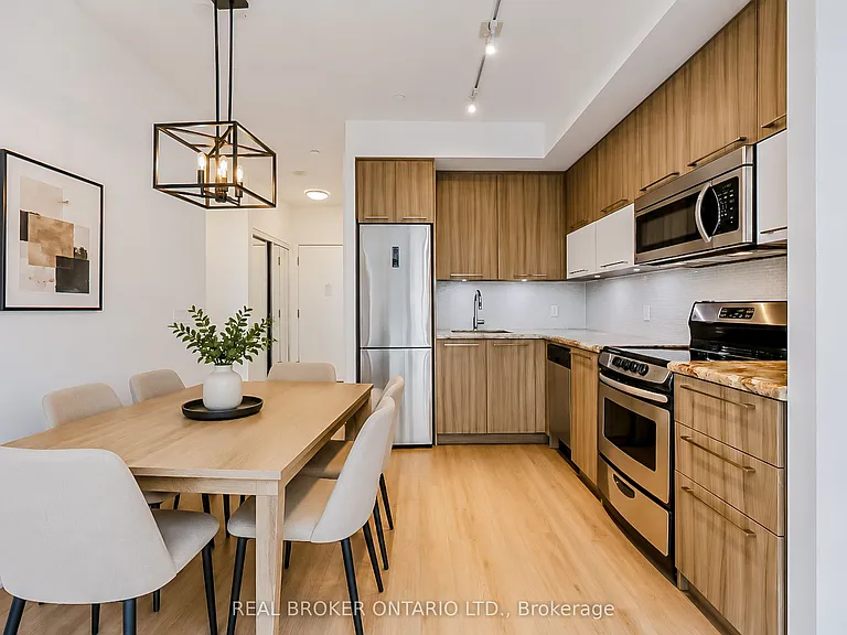 56 Annie Craig Dr #302 — Photo 2