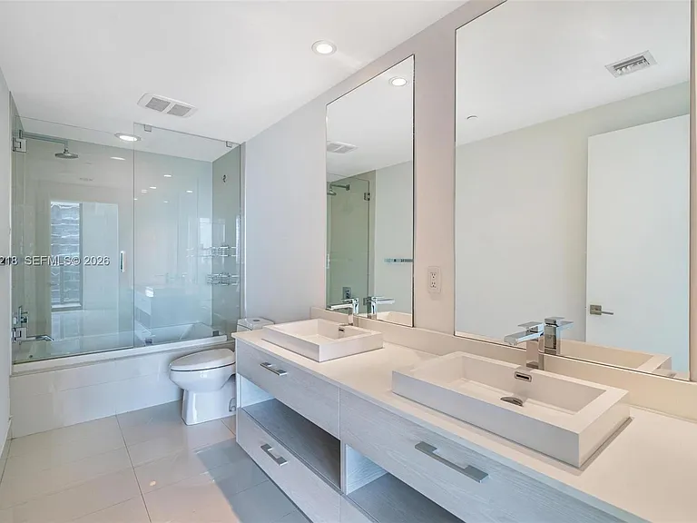 45 SW 9th St #2002 — Photo 16