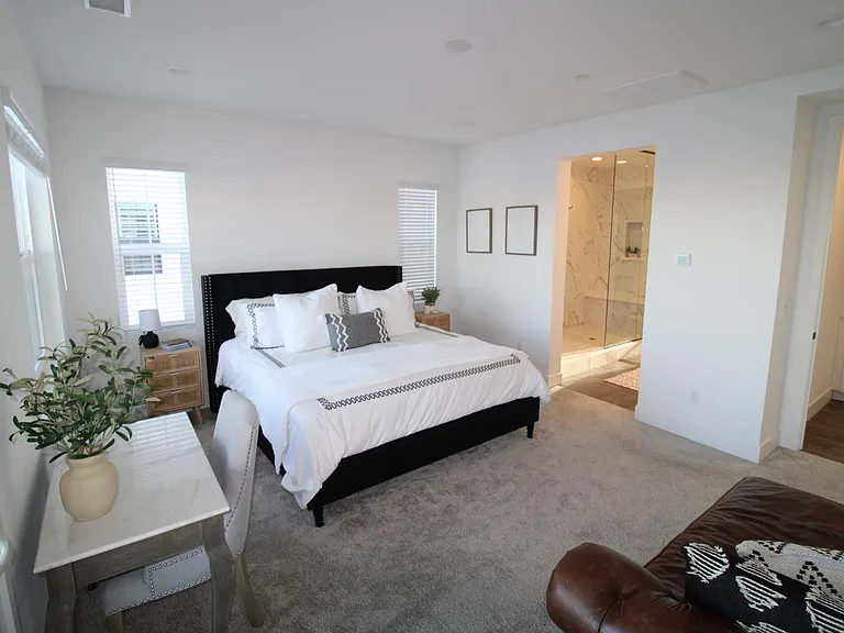 43 Edgewater Ct — Photo 5