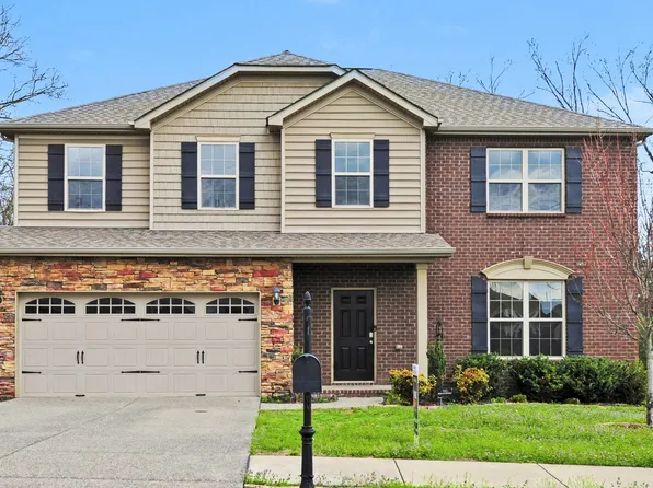 212 Leah Ct, Gallatin, TN 37066