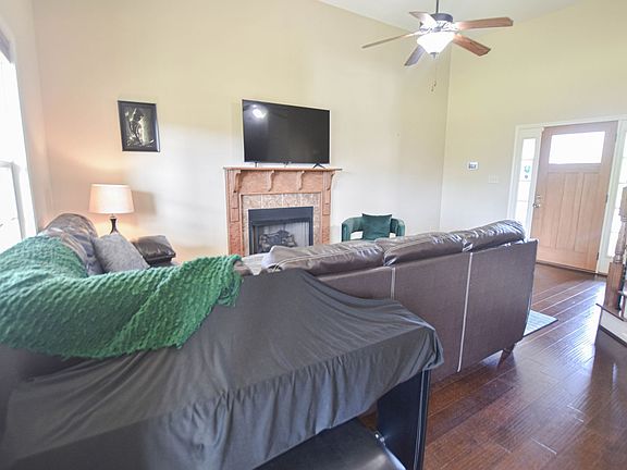 2nd image of 1038 Dwight Eisenhower Way