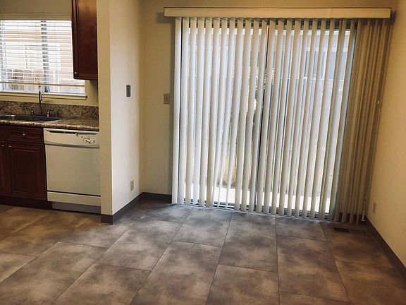4th image of 3264 Cadillac Dr Unit 2