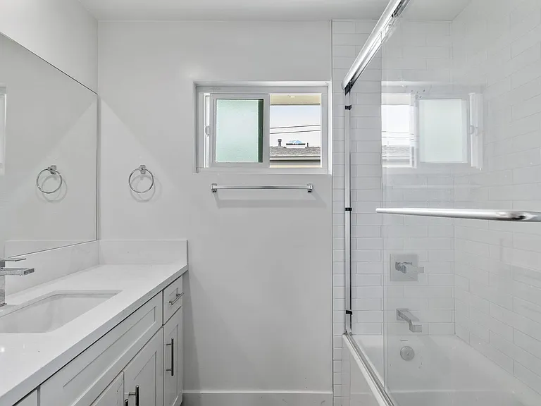 17302 Ermanita, LLC — Photo 10