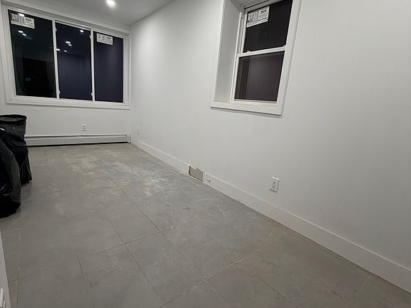 5th image of 139 Bay 14th St #1