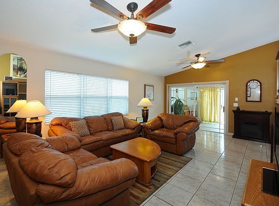 4th image of 2520 Blossom Lake Dr