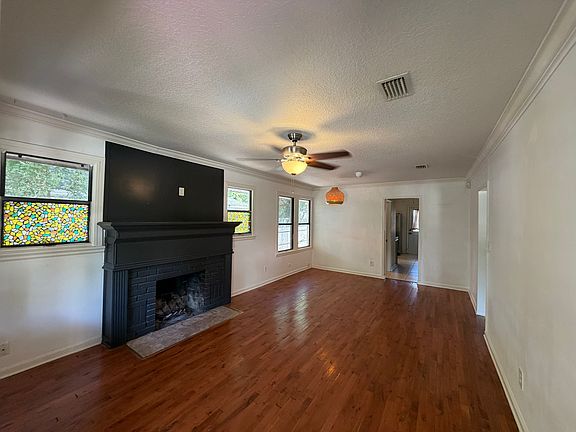 2nd image of 2759 Dellwood Ave