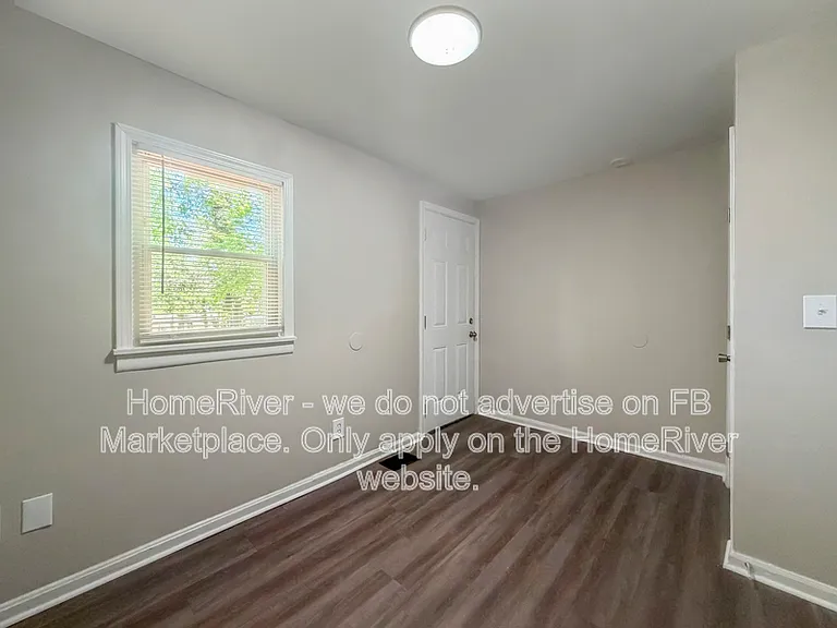 3909 W Broadway — Photo 10