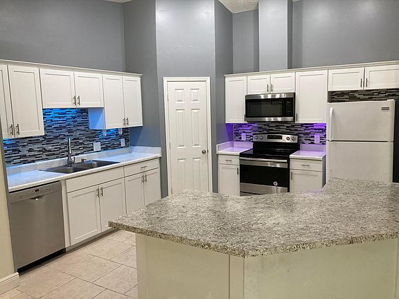 2nd image of 2040 Coral St #A