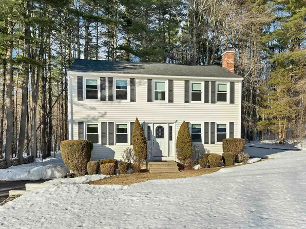 14 Doe Run Lane, Stratham, NH 03885