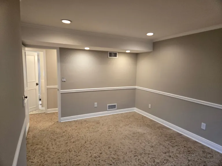 135 Linden Ave #1 — Photo 6