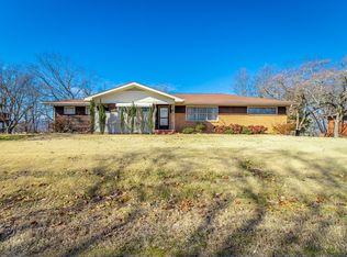 175 S Mission Ridge Dr, Rossville, GA 30741