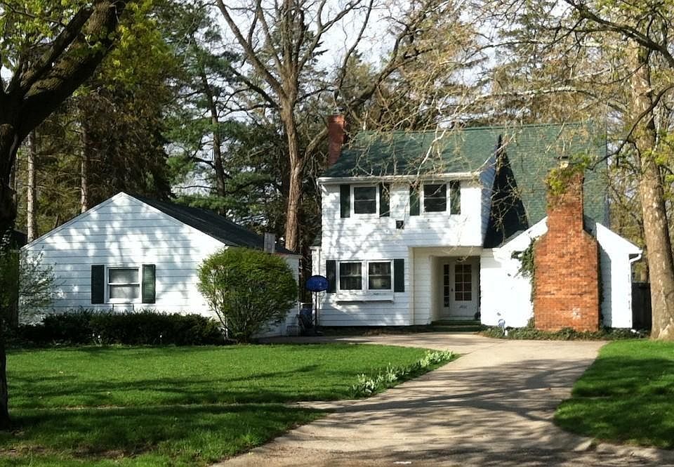1st image of 2033 Portage Ave