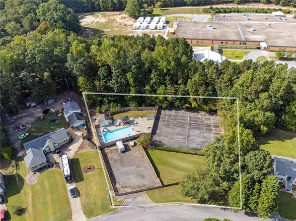 2222 Chateau Dr #50, Lawrenceville, GA 30043