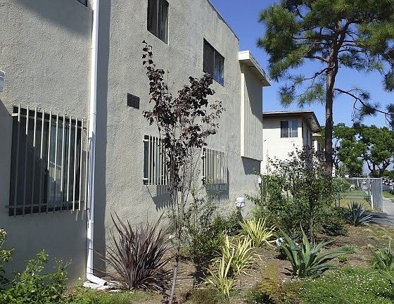 4th image of 6325 8th Ave APT 6