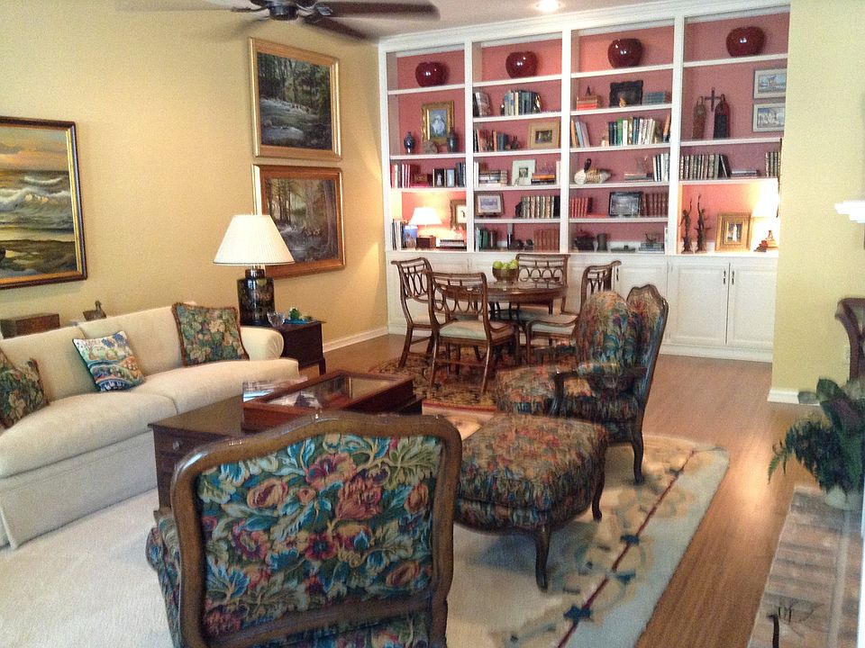 1st image of 119 Lytle Place Dr