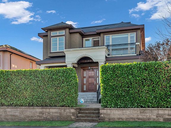 2nd image of 3369 Puget Dr