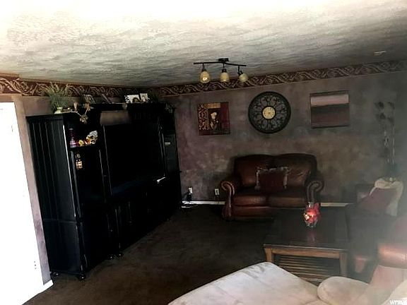 3rd image of 6410 S Wakefield Way