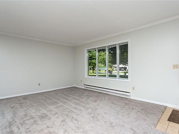 4th image of 177 Timberlane Dr
