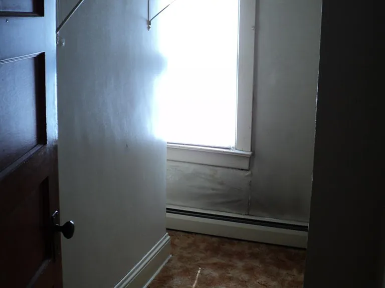 Large Walkin Closet