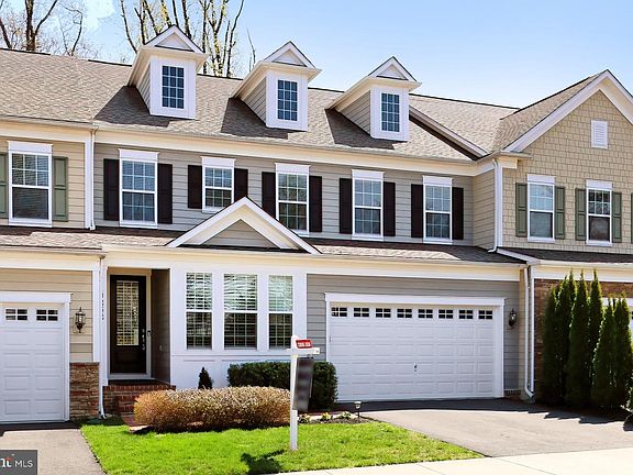 2nd image of 10252 Greenspire Dr