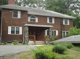 15 Frances St, Woburn, MA 01801