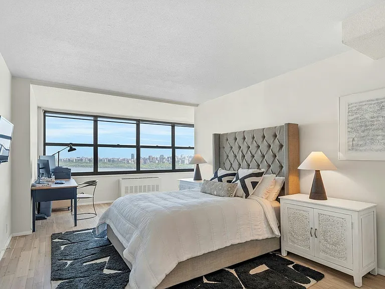 7004 Boulevard East #31D — Photo 5