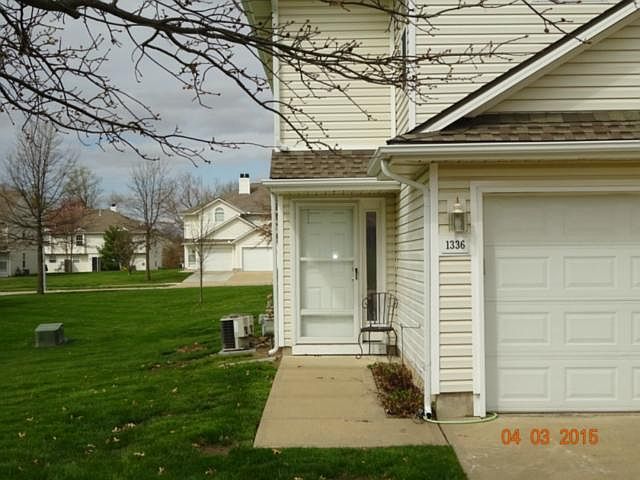 1st image of 1336 SE Lexington Ave
