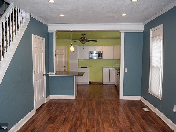 3rd image of 3030 Avenue J