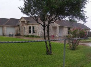 7360 Fm 3190, Skidmore, TX 78389