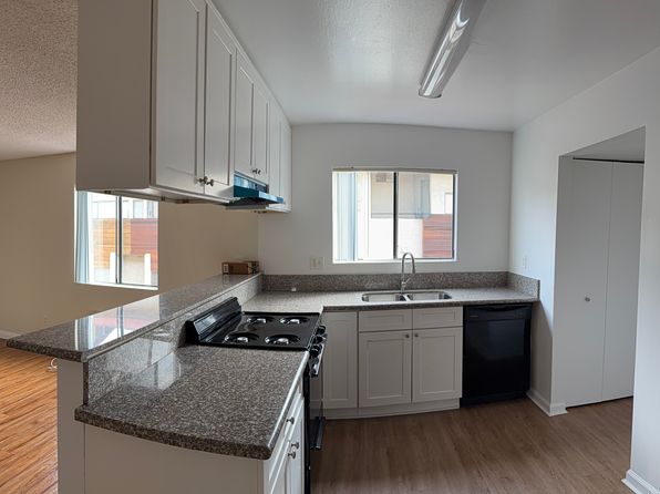 712 E Garfield Ave APT 22