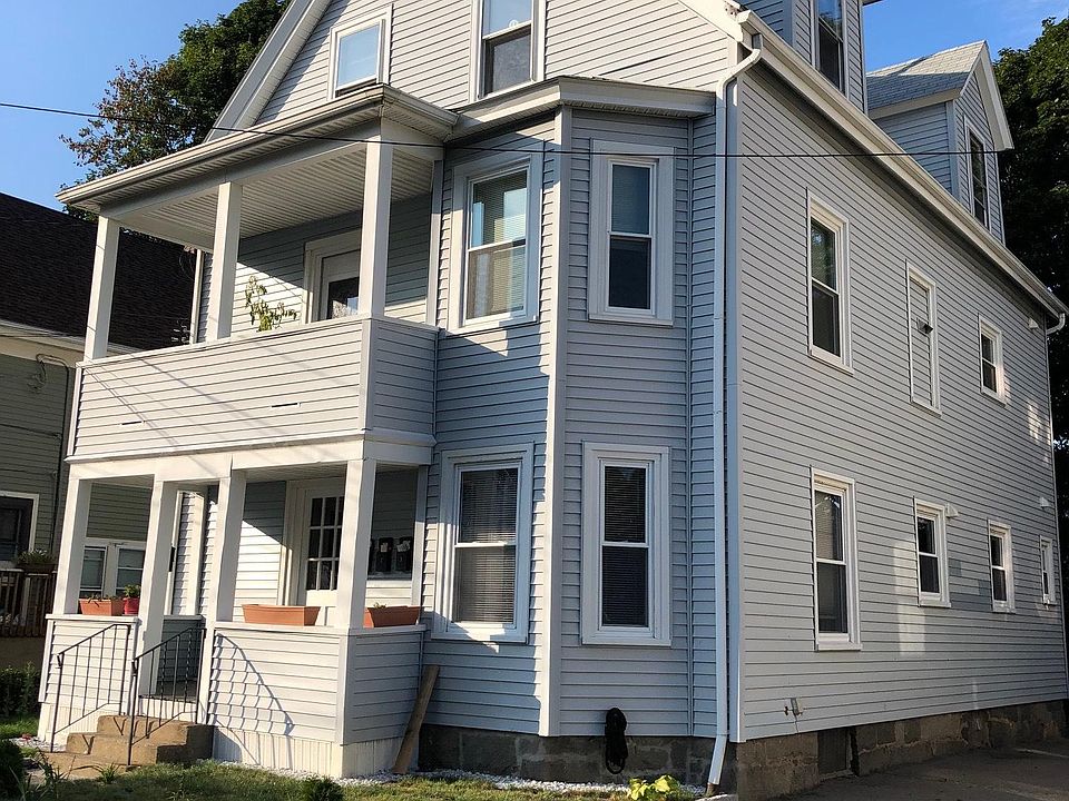 1st image of 24 Moore St #3